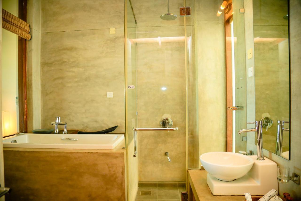 The Cove Hotel Negombo Luaran gambar